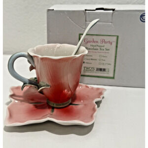 Two's Company Garden Tea Party Pink Hibiscus Teacup And Saucer Spoon Set NIB